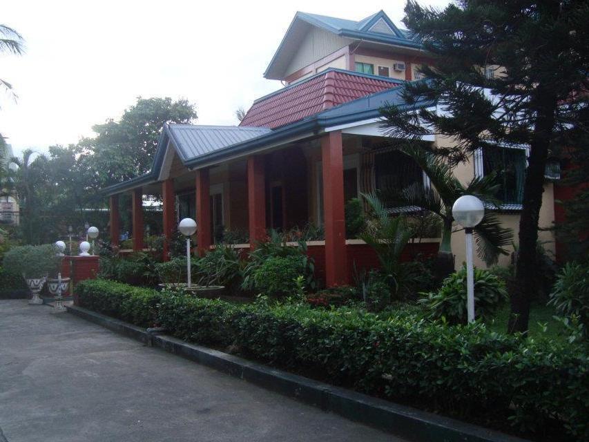 Gems Hotel And Conference Center Antipolo Exterior photo